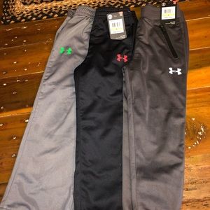 NWT Under Armour boys size 4 pants!!